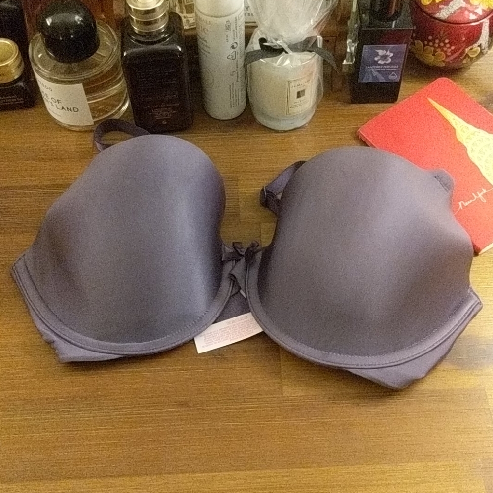 VS Purple bra